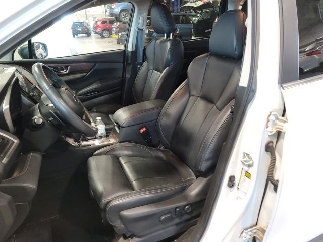 Used 2024 Crystal White Pearl Subaru Touring image 9