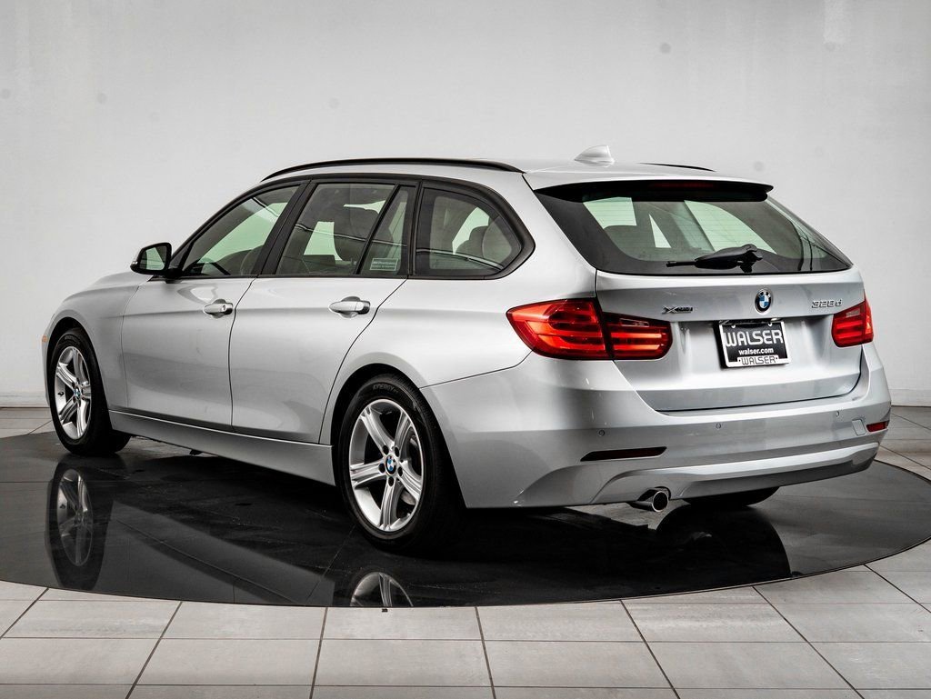 Used 2014 Glacier Silver Metallic BMW 328d xDrive image 11