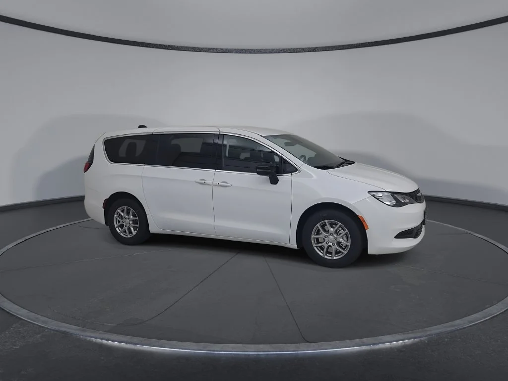 New 2027 Bright White Clear-Coat Paint Chrysler LX image 17