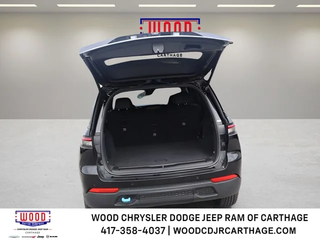 Used 2023 Diamond Black Crystal Pearlcoat Jeep Trailhawk 4xe image 21