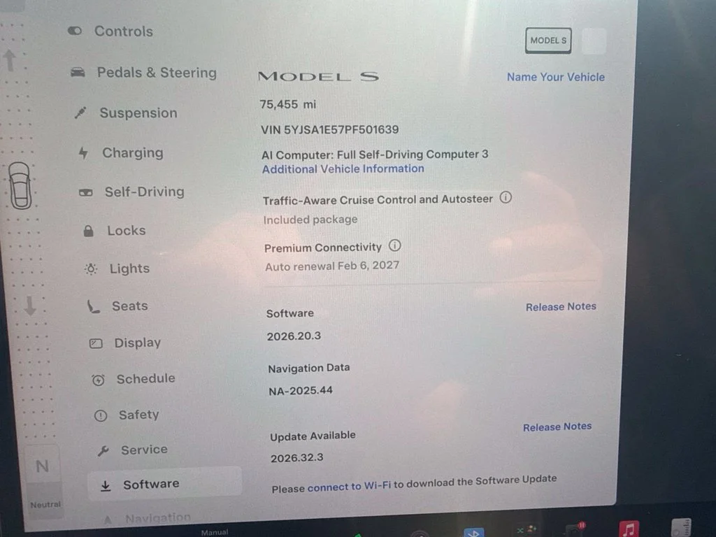 Used 2023 White Tesla Base image 4
