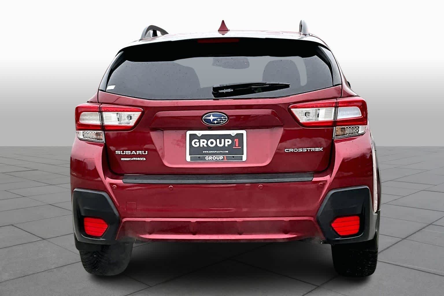 Used 2019 Venetian Red Pearl Subaru Limited image 4
