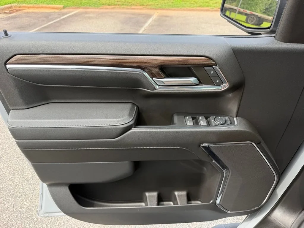 Used 2024 Slate Gray Metallic Chevrolet LT image 20