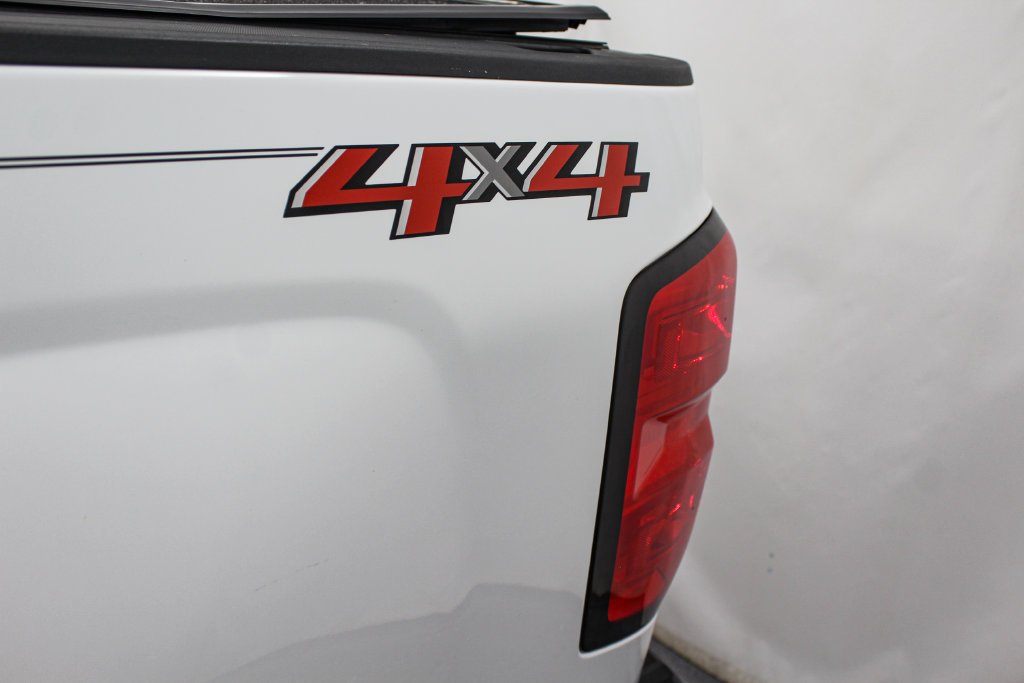 Used 2018 White Chevrolet LT image 25