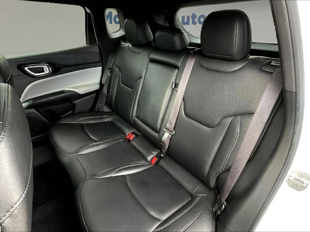 2025 Jeep Compass Limited - Photo 25