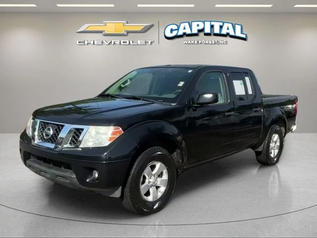 Used 2013 Black Nissan SV image 1