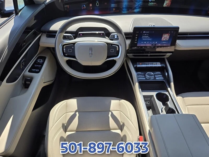 Used 2025 Red Metallic LINCOLN PREMIERE AWD image 12