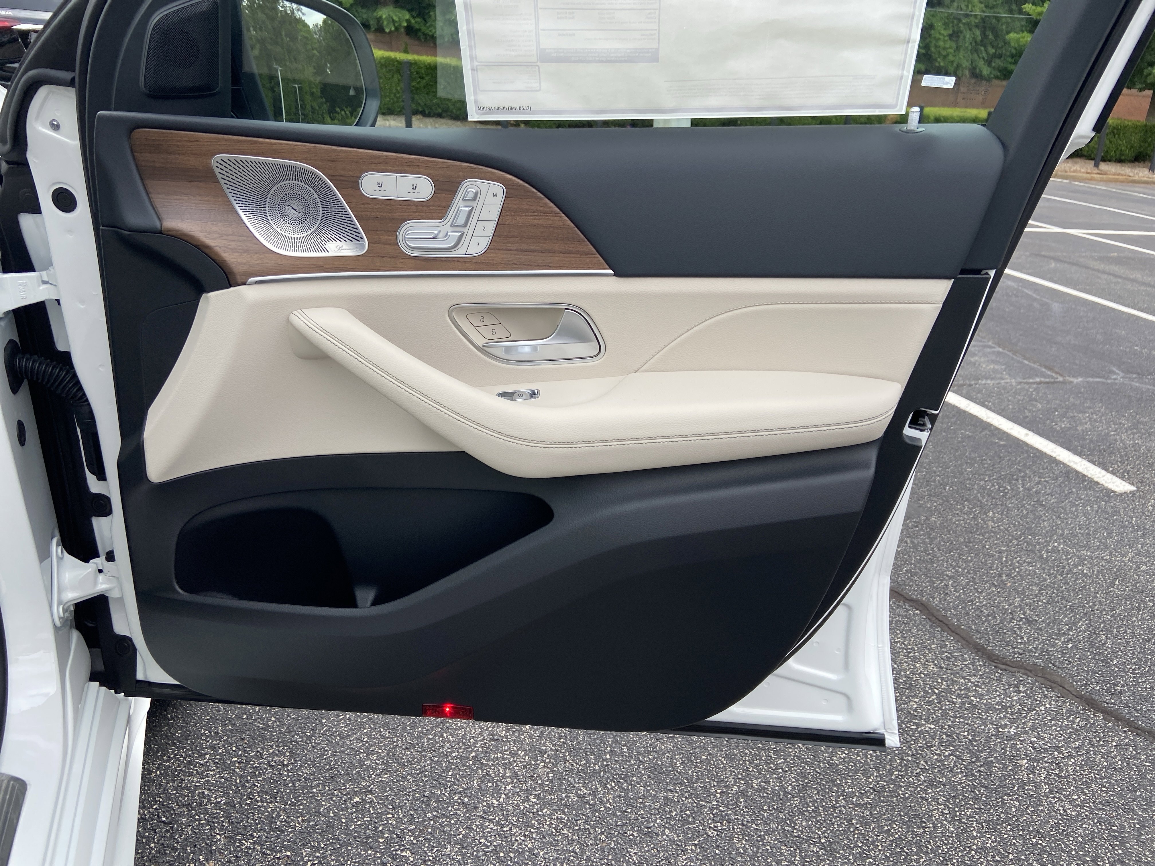 New 2026 Polar White Mercedes-Benz GLE 450 4MATIC® Coupe image 41