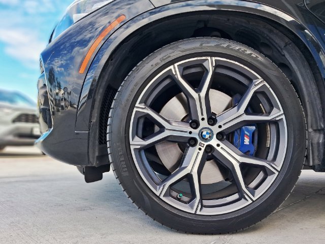 Used 2023 Black BMW xDrive45e image 28