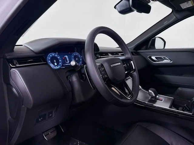 New 2026 Fuji White Land Rover Belgravia Edition image 9