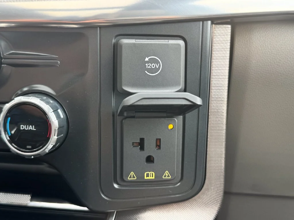 New 2026 Black Ford Platinum image 28