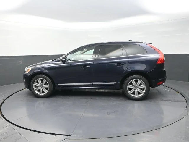 Used 2016 Blue Volvo T6 Drive-E image 4