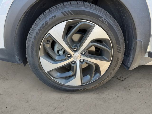 Used 2017 Silver Hyundai Sport image 14