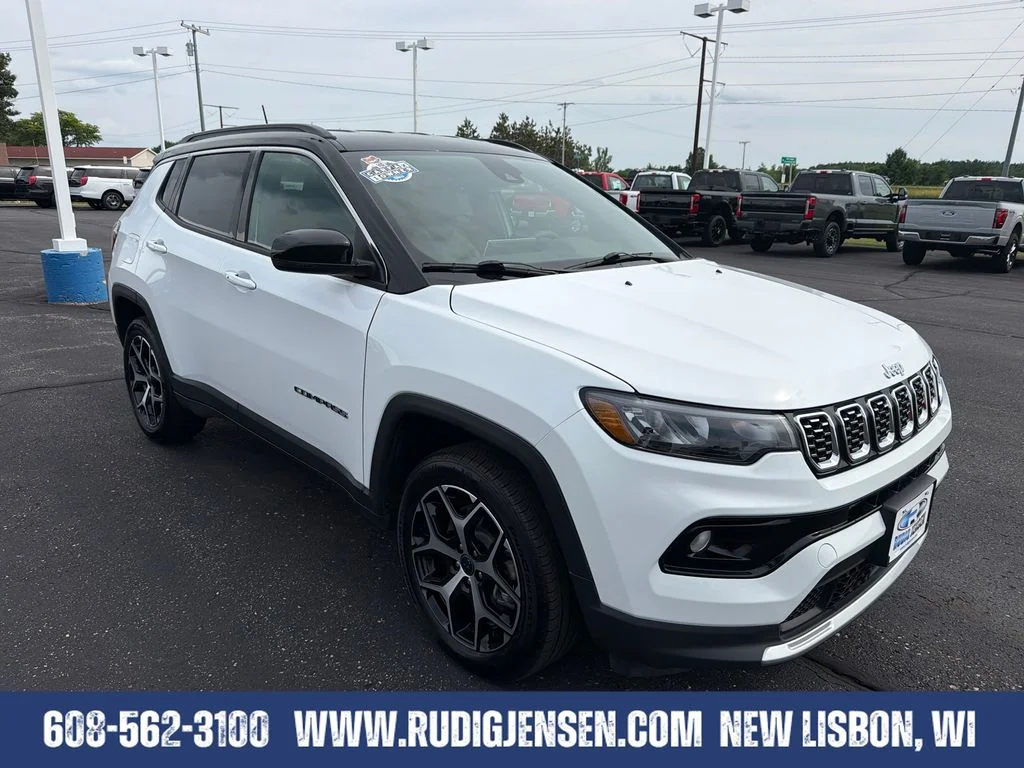 Used 2025 White Jeep Limited image 7