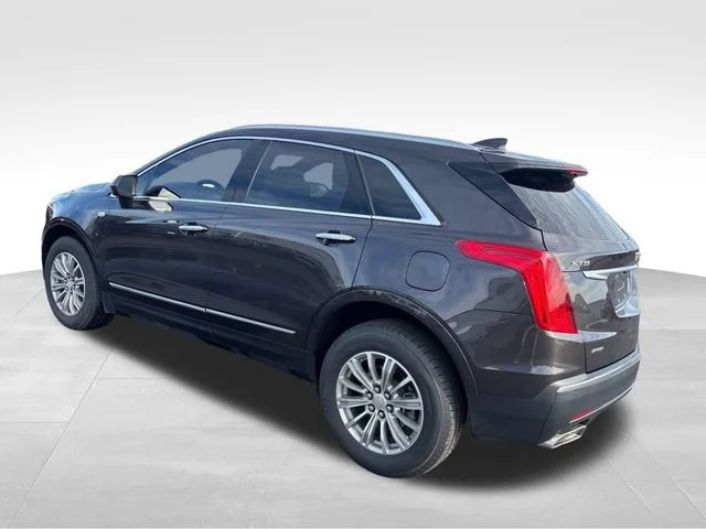 Used 2019 DARK GRANITE METALLIC Cadillac Luxury AWD image 3
