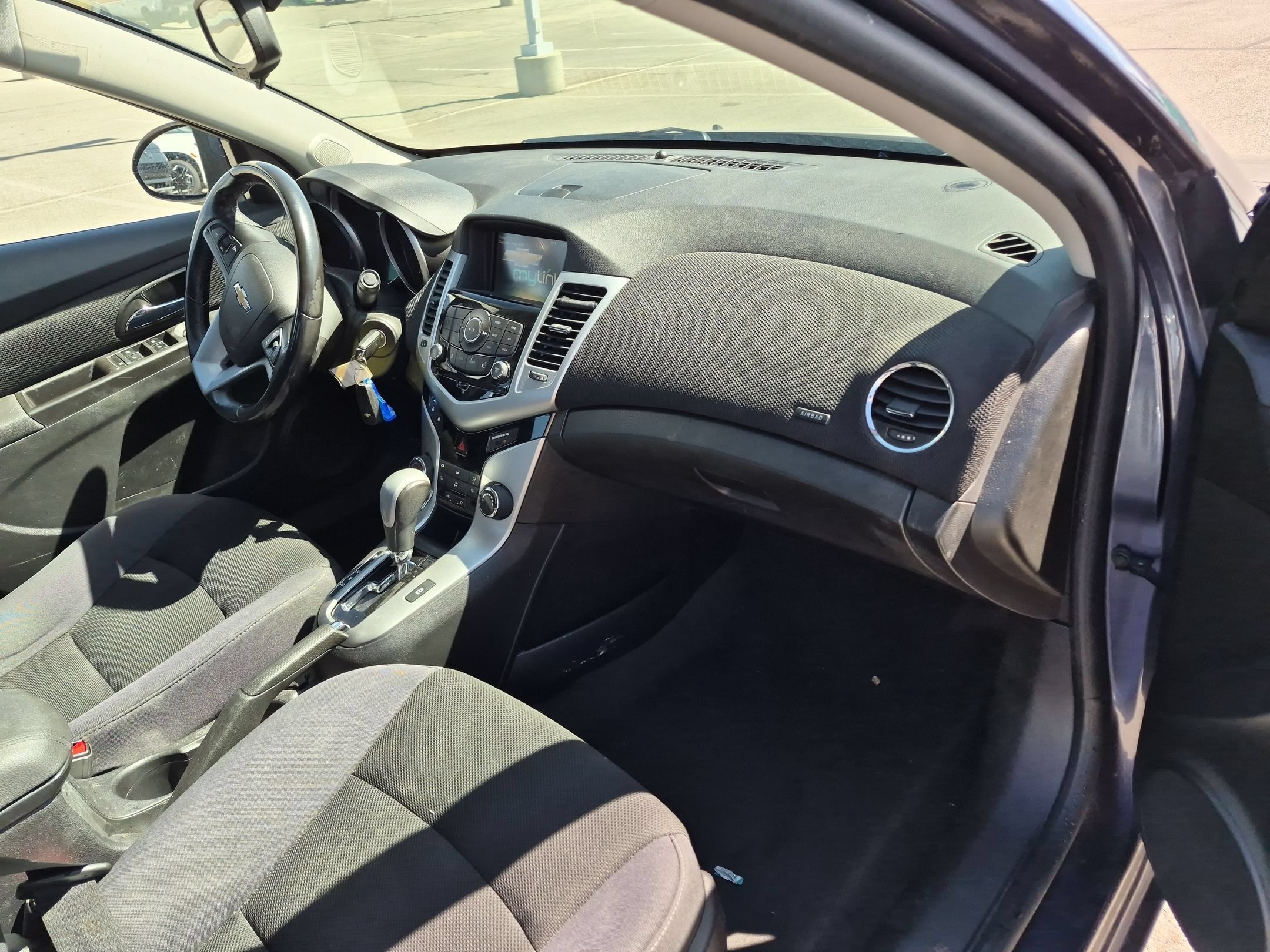 Used 2014 Atlantis Blue Metallic Chevrolet 1LT image 30