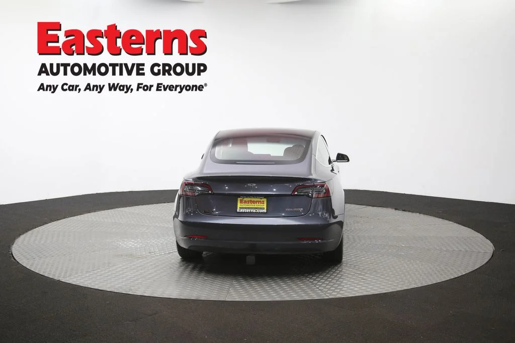 Used 2018 Gray Tesla Long Range image 33