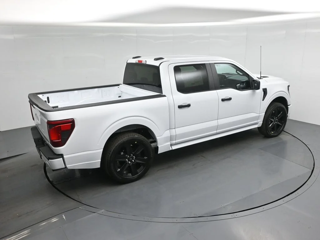 New 2026 Oxford White Ford STX image 34