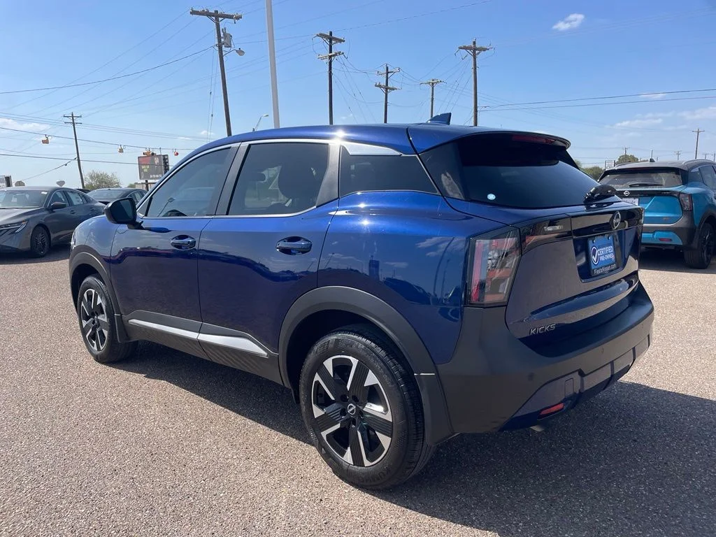 Used 2025 Blue Nissan SV image 5