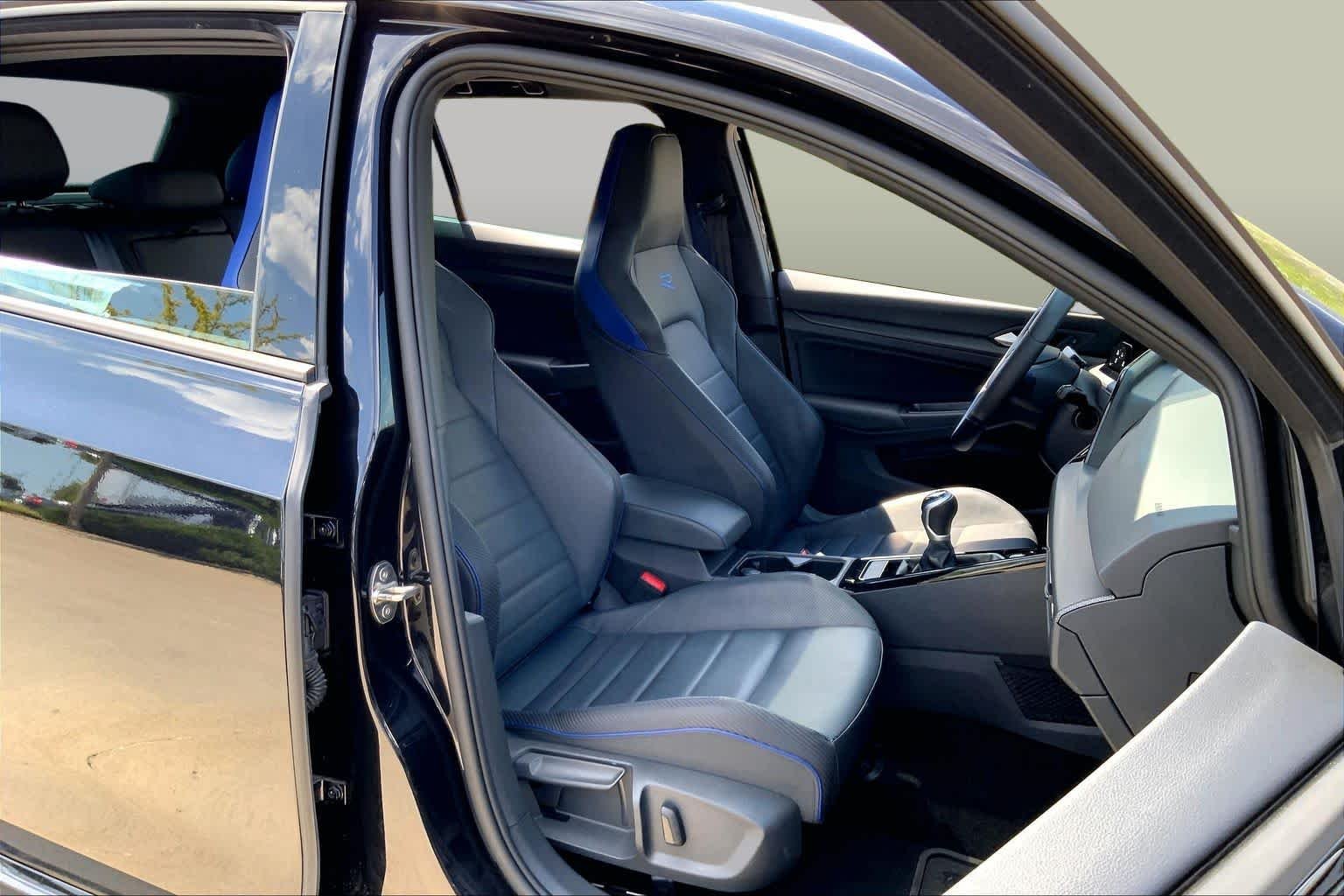 Pre-Owned 2024 Volkswagen Golf R