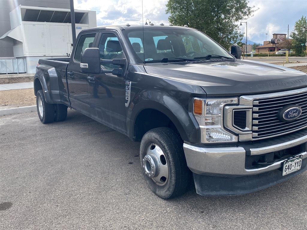 Used 2020 Magnetic Ford XL image 2