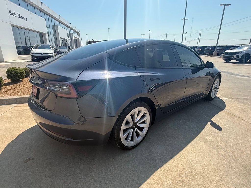 Used 2022 Midnight Silver Metallic Tesla Base image 3