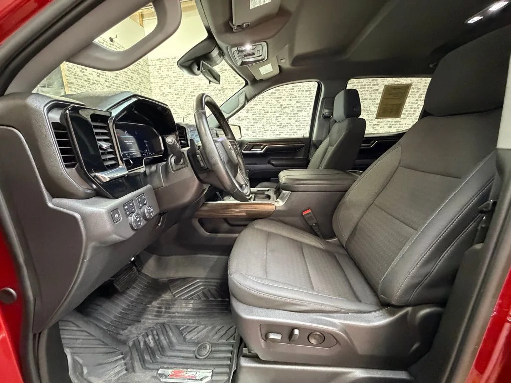 Used 2024 Radiant Red Tintcoat Chevrolet LT Trail Boss image 19