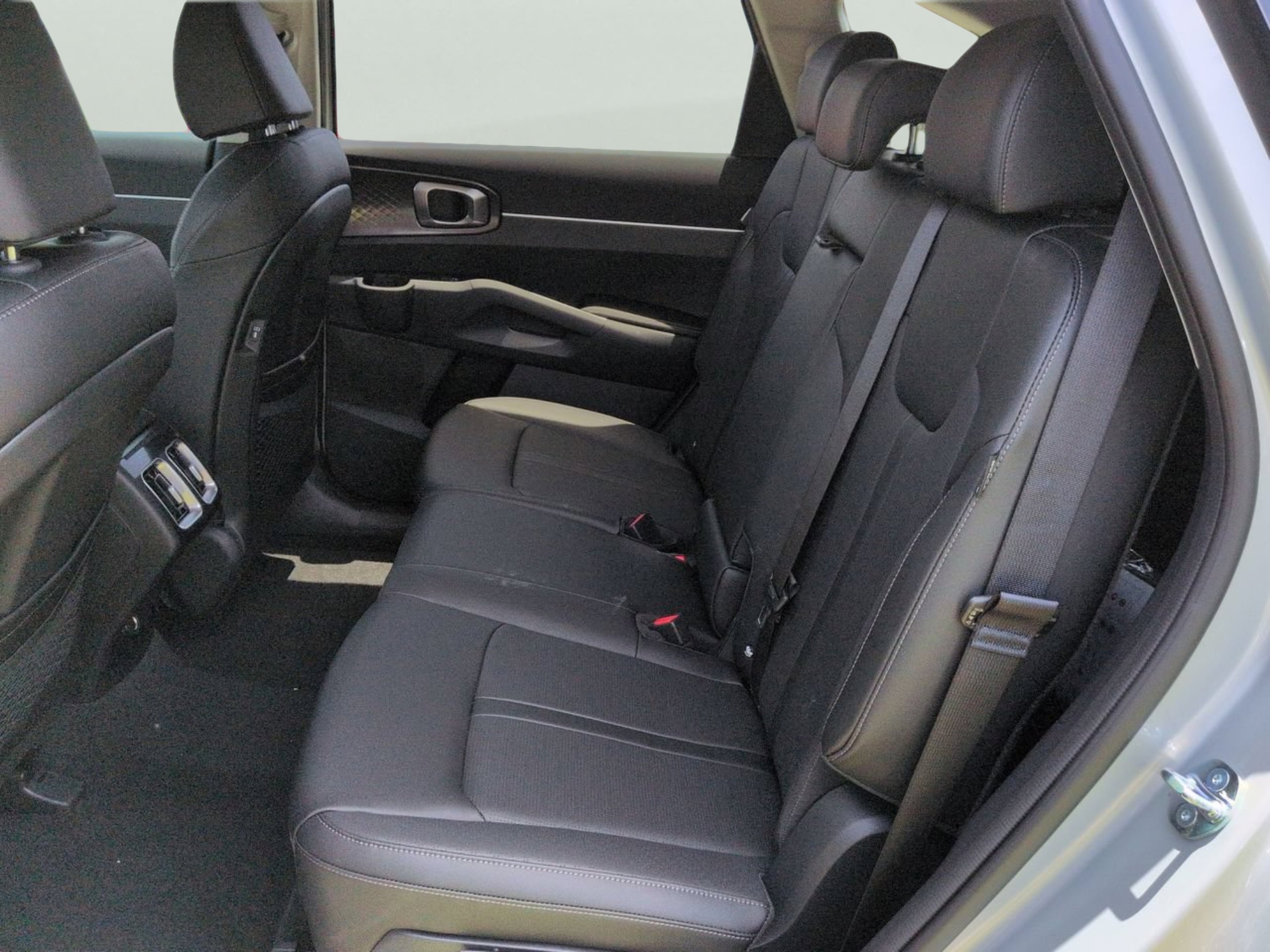 New 2026 Ivory Silver Kia S image 49
