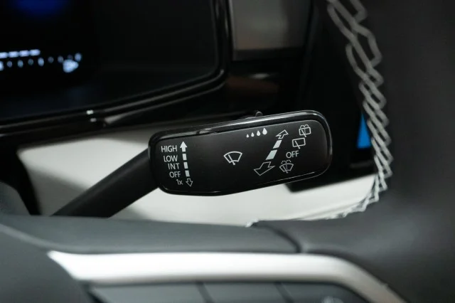 New 2027 Deep Black Pearl Volkswagen S image 26