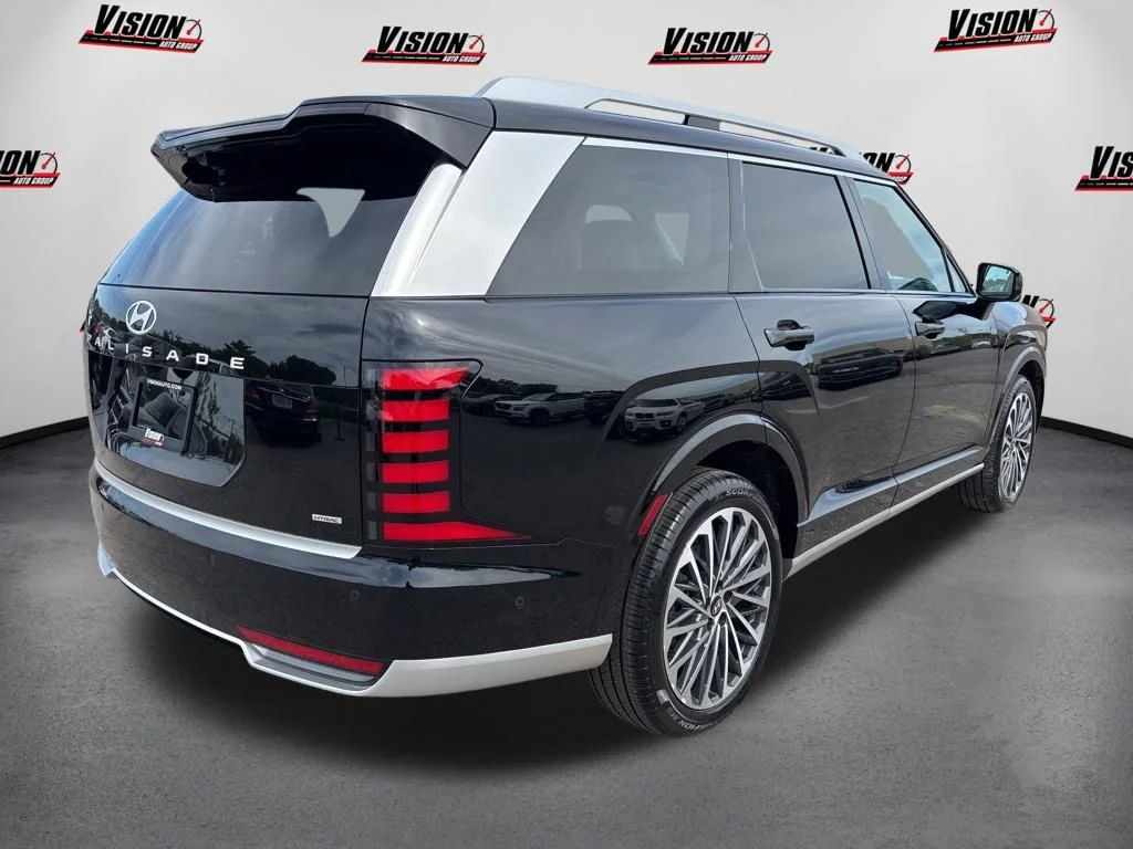 Used 2026 Black Hyundai Calligraphy image 5