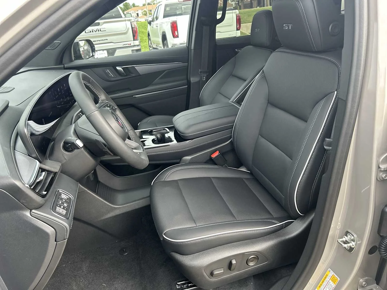 2027 Buick Enclave Sport Touring - Photo 19