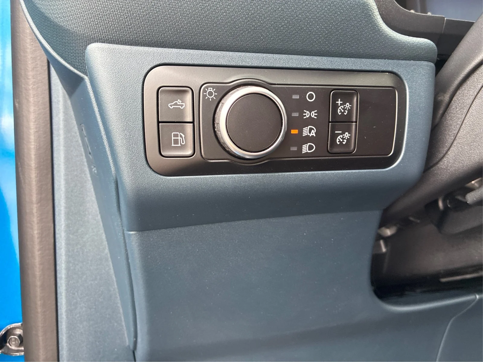 New 2026 Velocity Blue Ford XL image 16