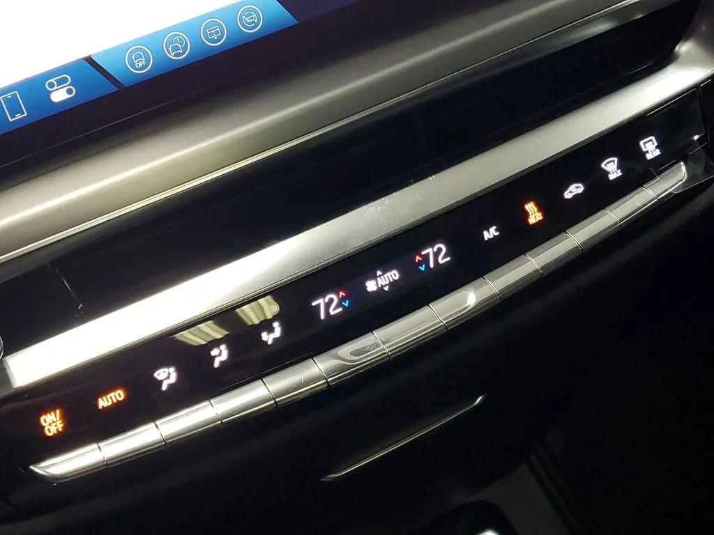 2026 Cadillac LYRIQ Premium Sport - Photo 17
