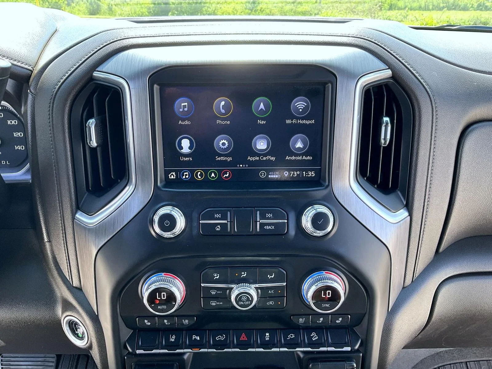 Used 2020 White GMC Denali image 13