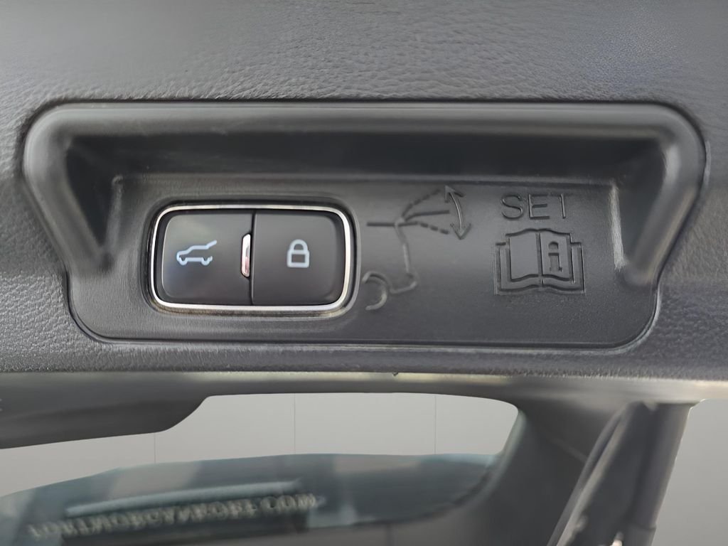 Used 2022 Stone Blue Metallic Ford XLT image 33