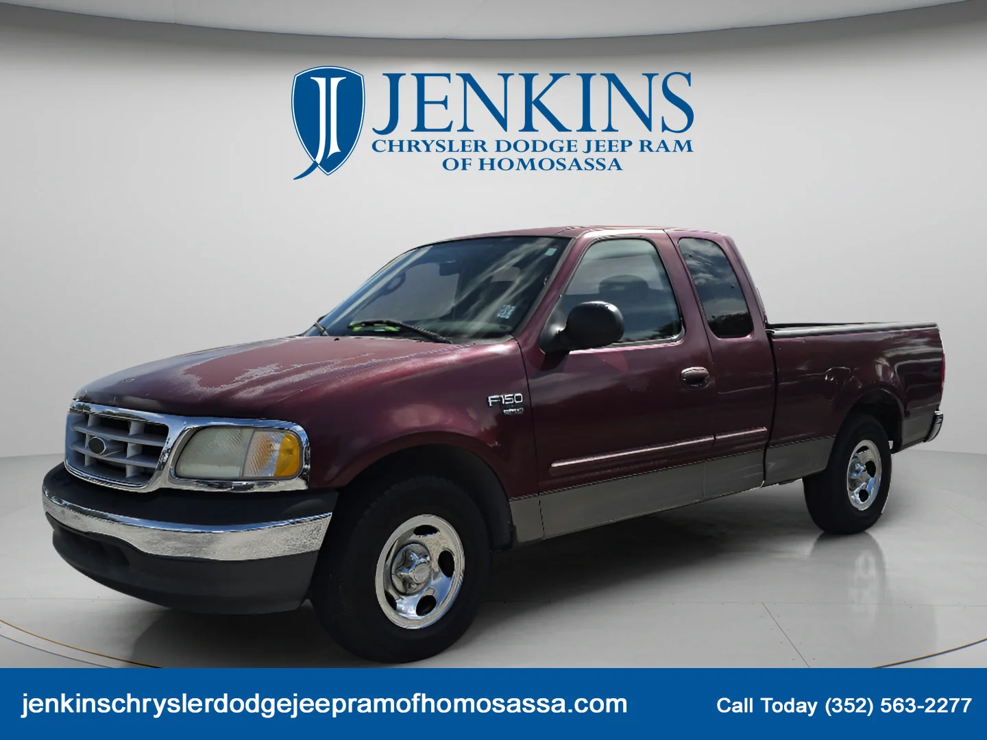 Used 2003 Red Ford  image 10