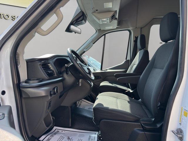 Used 2023 White Ford XL image 9