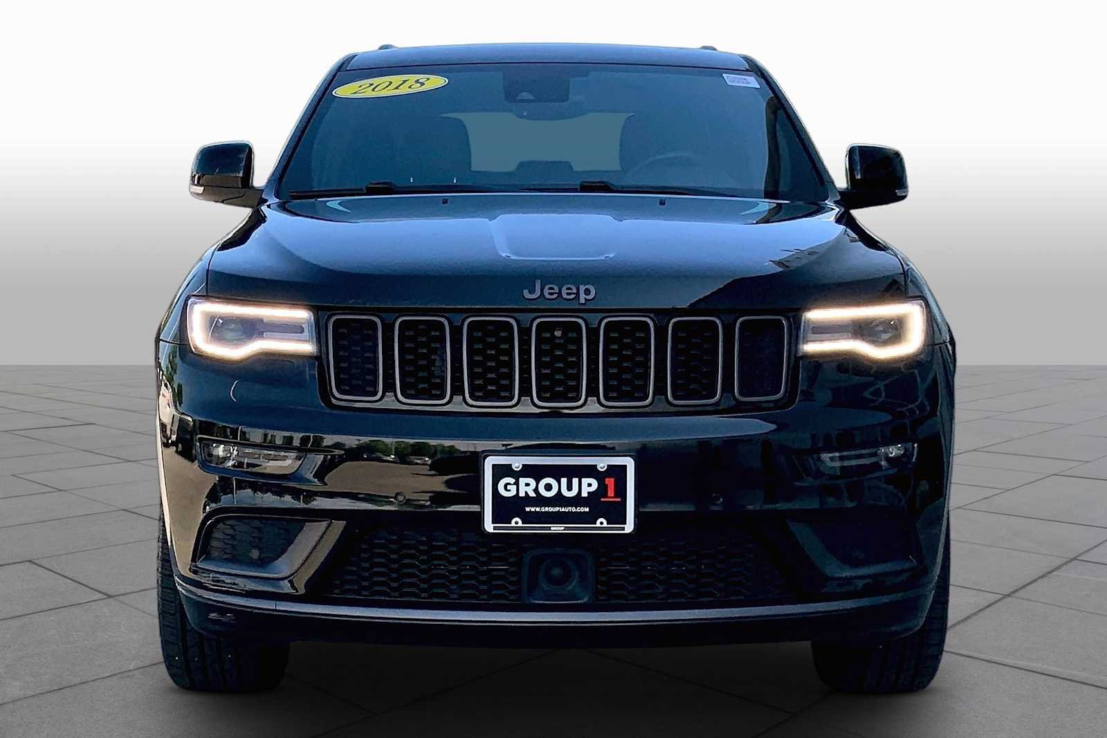 Used 2018 Diamond Black Crystal Pearlcoat Jeep High Altitude image 3