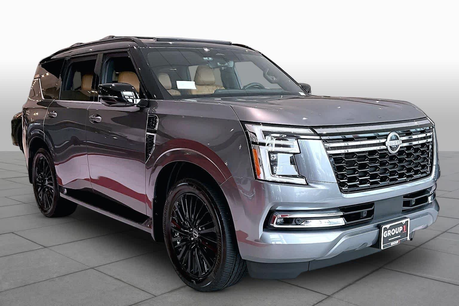 New 2026 Gun Metallic / Super Black Two-tone Nissan Platinum Reserve image 2