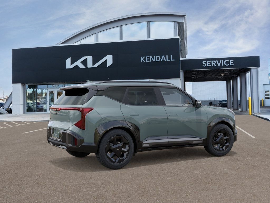 New 2027 Green Kia X-Line S image 6