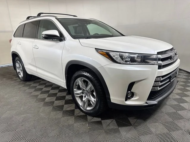 Certified Used 2019 Blizzard Pearl Toyota Limited image 1