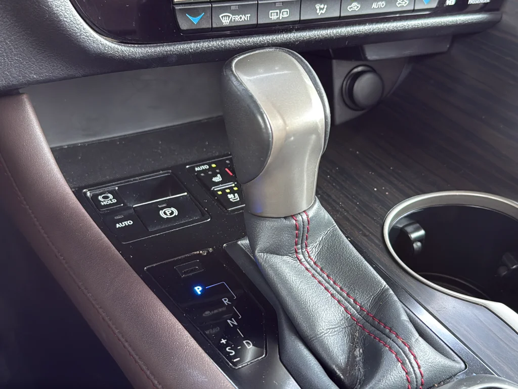 Used 2017 Blue Lexus 350 image 29