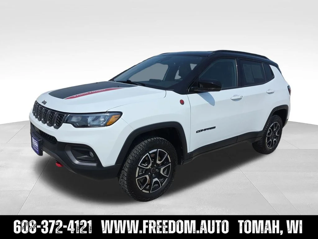 Used 2025 White Jeep Trailhawk image 2