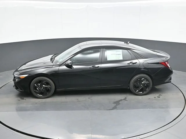New 2026 Black Hyundai SEL Sport image 12