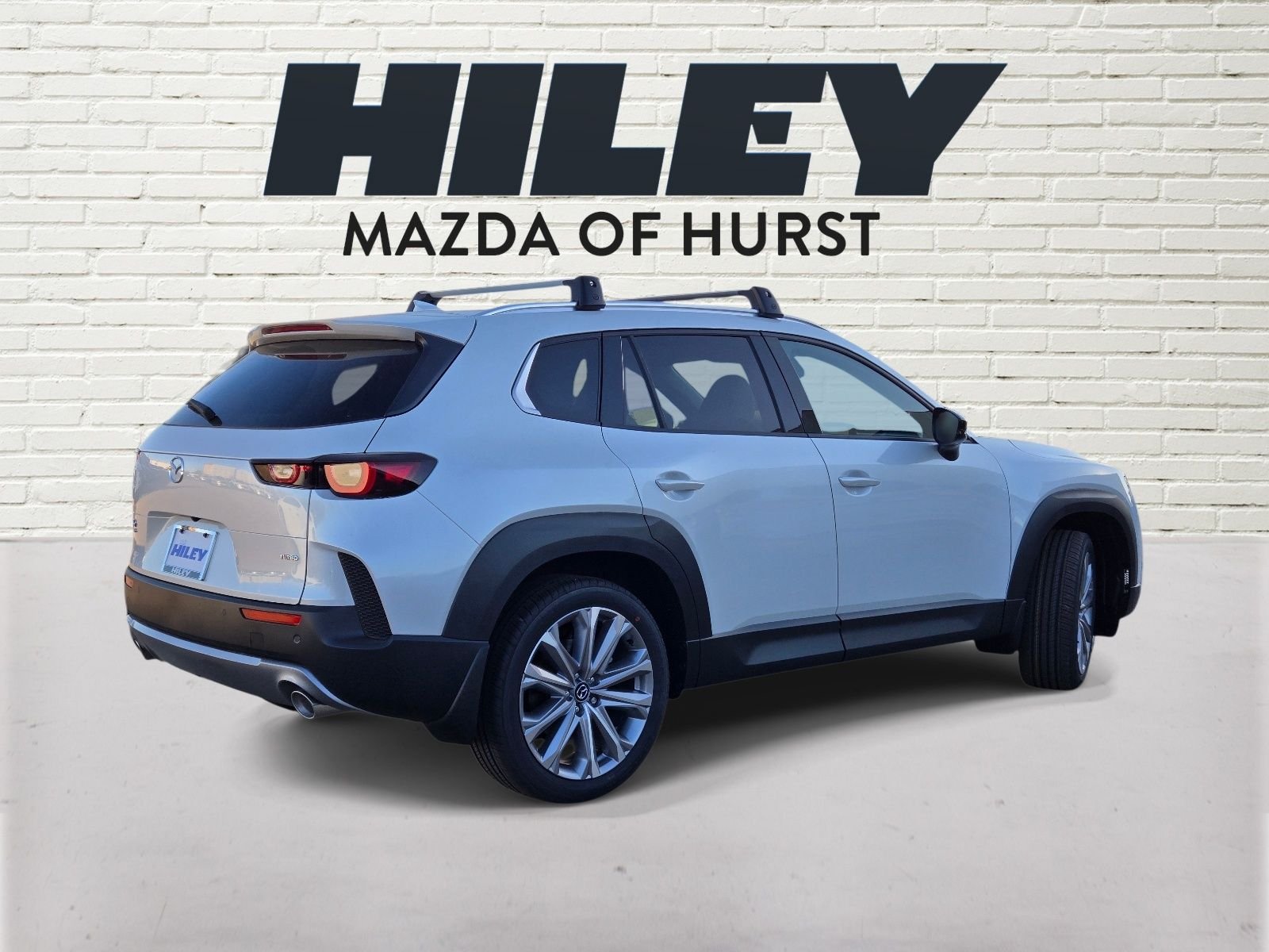 View vehicle photo 3