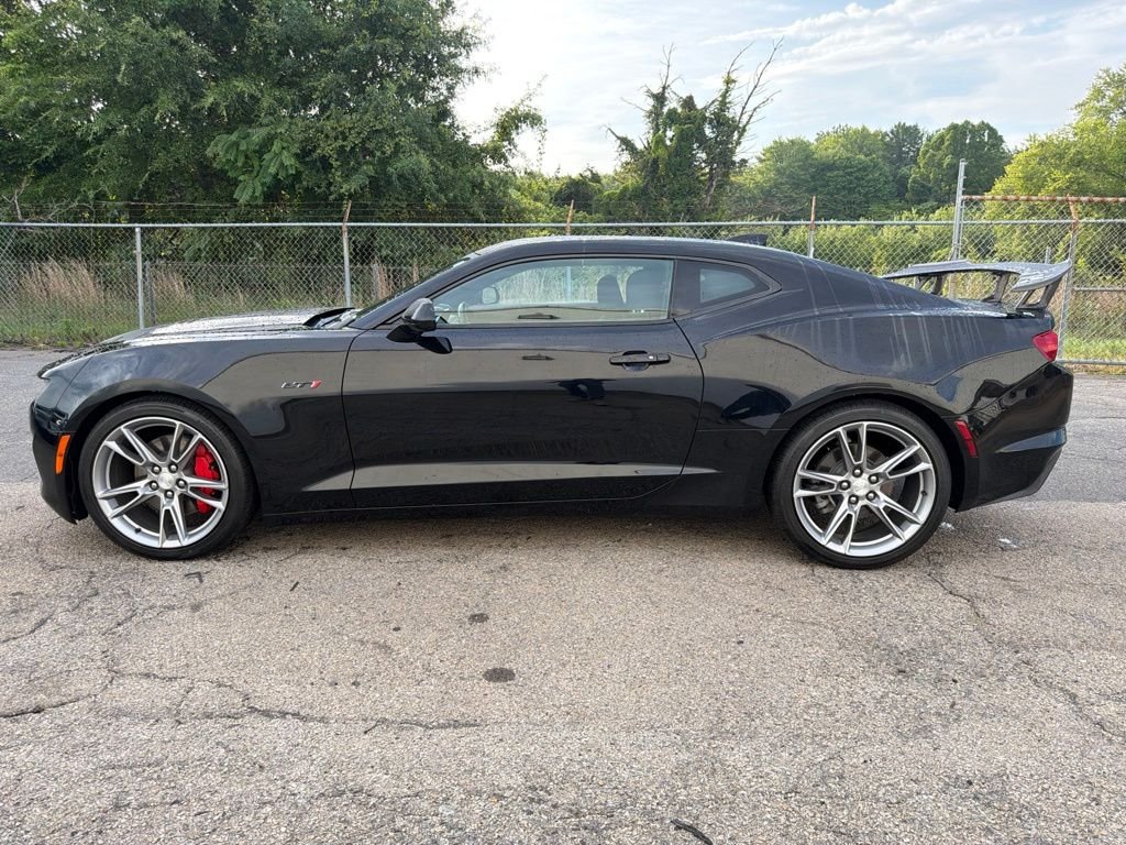 Used 2022 BLACK Chevrolet LT1 image 5
