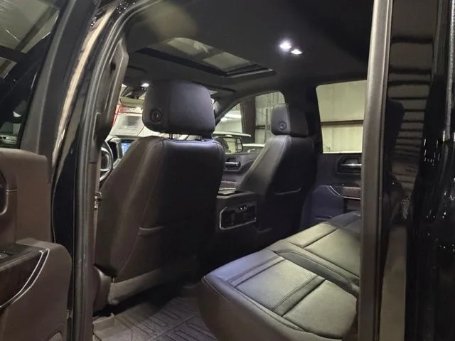 Used 2019 Black GMC Denali image 10