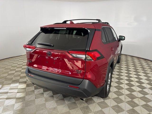 Certified Used 2023 RUBY FLARE PEARL Toyota  image 7
