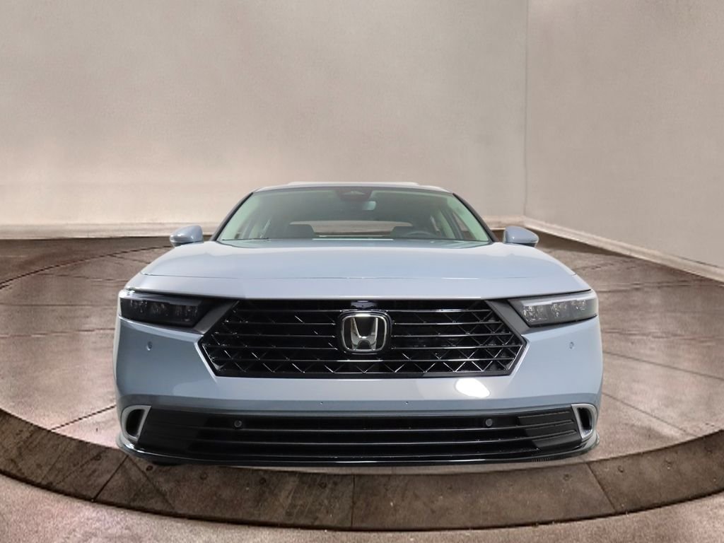 New 2026 Urban Gray Pearl Honda Touring image 8