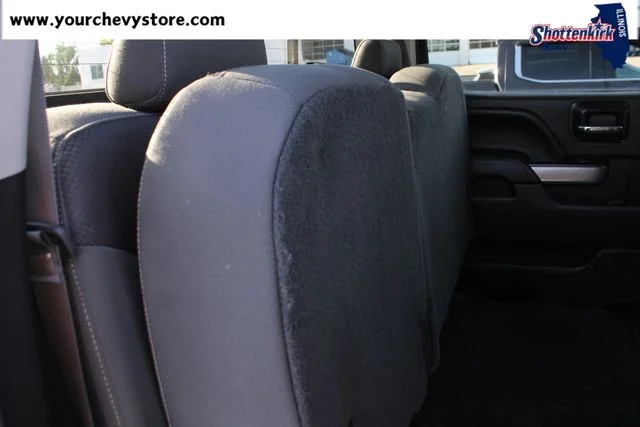 Used 2014 Silver Chevrolet LT image 18
